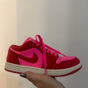 Air Jordan 1 Low Pink & Red
